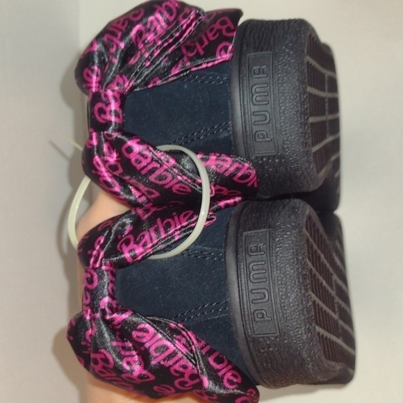 Barbie puma Collaboration shoes pink and black with a bow size 7 Barbiecore - Picture 9 of 12